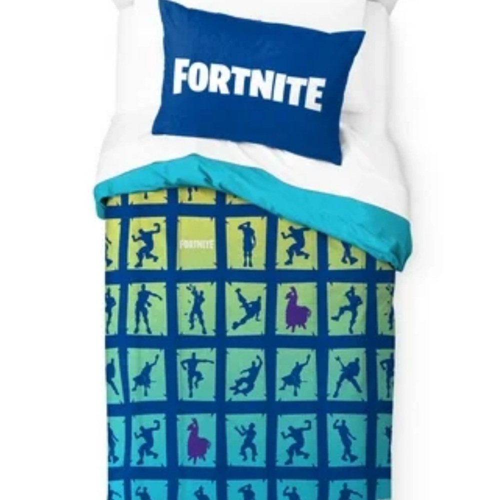 Twin bed Fortnite sheets, pillow cases & comforter